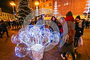 Illuminating led baloons