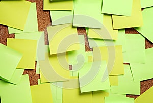 Image of blank green and yellow sticky notes