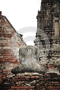 Image of Buddha with no head