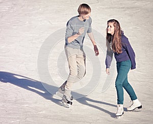 Image of group of teenagers on the ice