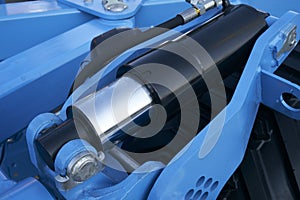 The image of the hydraulic cylinder