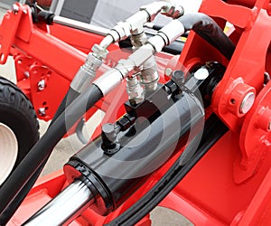 The image of the hydraulic cylinder