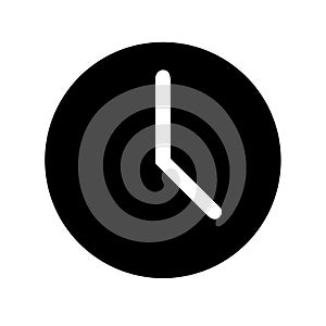 Black and White Clock Icon Showing the Time of Five O'Clock