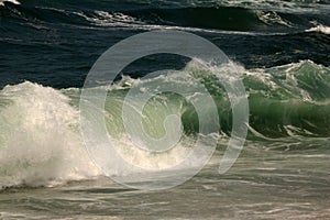 BREAKING WAVE CRASHING IN THE OCEAN