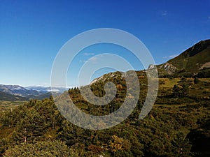 Impresionante vista sobre las montaÃÂ±as de Picos de Europa photo