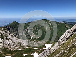 Impressive panoramas from the peaks situated between the Alpine valleys Oberseetal and Waegital or Wagital, Innerthal