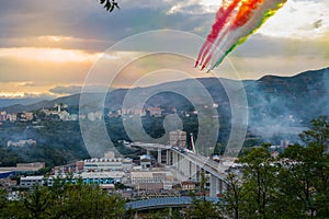 The acrobatic planes of the tricolor arrows