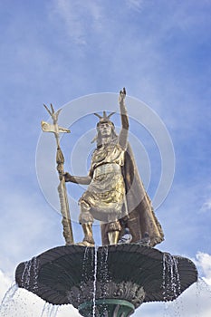 Inca Pachacutec statue