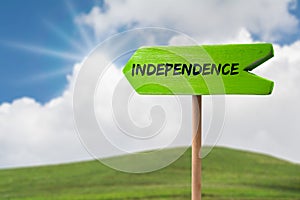 Independence arrow sign