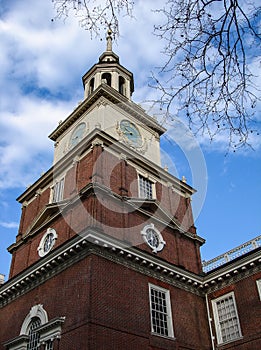 Independence Hall, Philadelphia, Pennsylvania, USA, building and statue