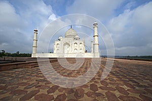 India, Agra, Taj Mahal photo