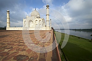 India, Agra, Taj Mahal photo