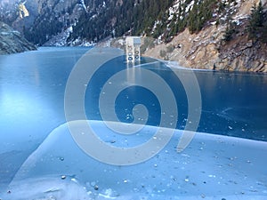 India Kishanganga Frozen Dam Reservoir