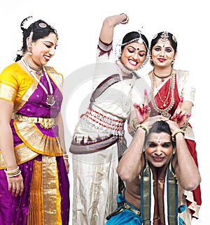 Indian classical dancers