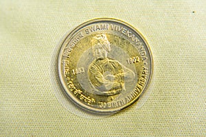 INDIAN COIN 5 RUPEES SWAMI VIVEKANANDA 150TH BIRTH ANNIVERSARY