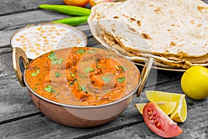 Indian Delicious Cuisine Paneer Tikka Masala With Tandoori Chapati