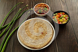 Indian healthy vegan foods- chapatti and curries