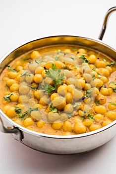 Indian Ragda Curry made with dried white peas or safed vatana, served in a bowl