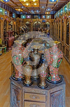 Indian shop with ceramic objects