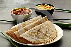 Indian street foods- chapatti and curries