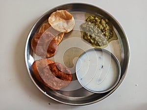 Indian traditional festival food Vada Puri khir