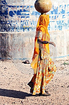 Indian woman in Orchha