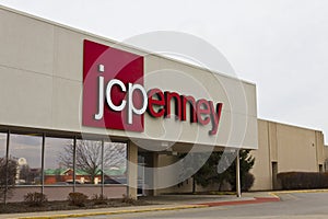 Indianapolis - Circa December 2015: JC Penney Retail Mall Location.