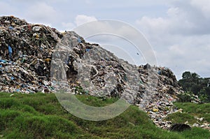 Indiscriminate dumping of municipal waste