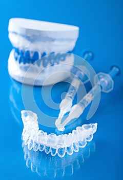 Individual set for teeth whitening