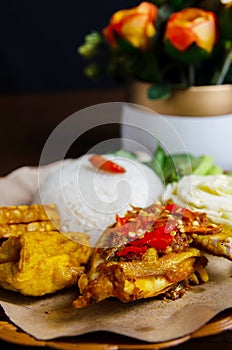 Indonesian food, Ayam Geprek