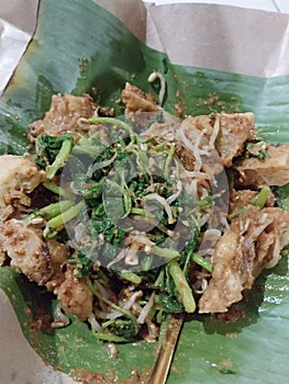 Gadogado