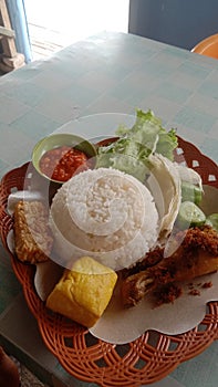 Indonesian food & x28;pecel lele& x29;