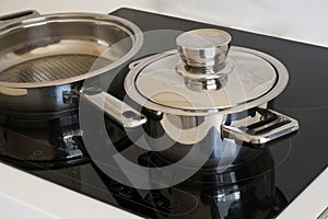 Induction cooker