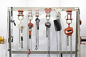 Industrial chain hoist for reduce working load and lifting heavy