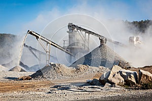 Industrial crusher - rock stone crushing machine