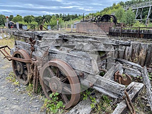 Industrial decay - Abandoned equipment