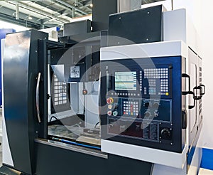 Industrial equipment of cnc milling machine center in tool manufacture workshop