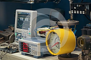 Industrial equipment - oscilloscope and electronic apparatus