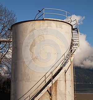 Industrial fuel oil storage tank