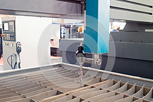 Industrial metal laser cutting machine