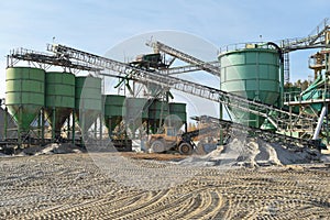 Industrial plant: gravel and sand pit for the extraction of building materials for the construction industry