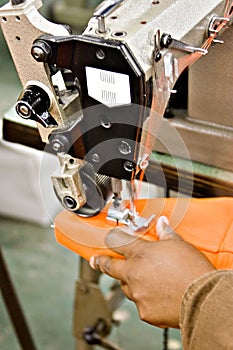 Industrial sewing machine