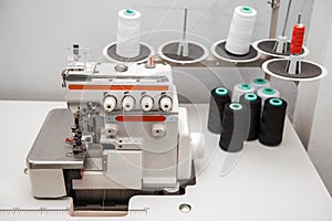 Industrial sewing machine