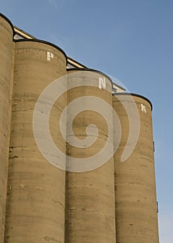 INDUSTRIAL-SILO