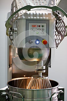 Industrial wheat flour kneader machine