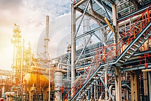Industrial zone,The equipment of oil refining