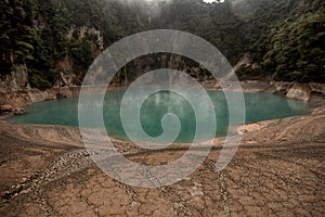 Inferno Crater Lake in Waimangu Volcanic Valley near Rotorua, Ne