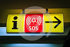 Information/SOS sign