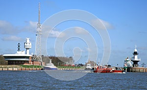 Infrastructure of the entry to the Kiel Canal