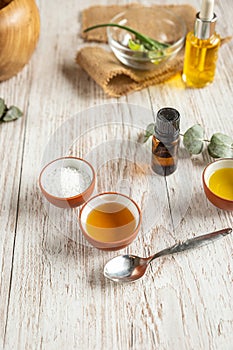 Ingredients for natural cosmetic preparation